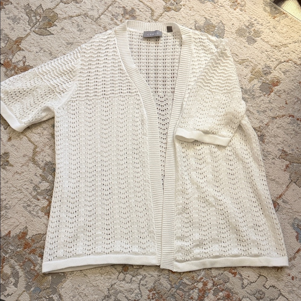 Open-Knit Short Sleeve Cardigan - White